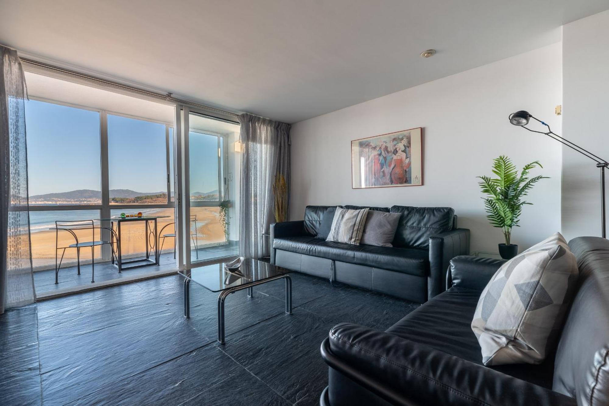 El Balcon De Samil Apartment Vigo Luaran gambar