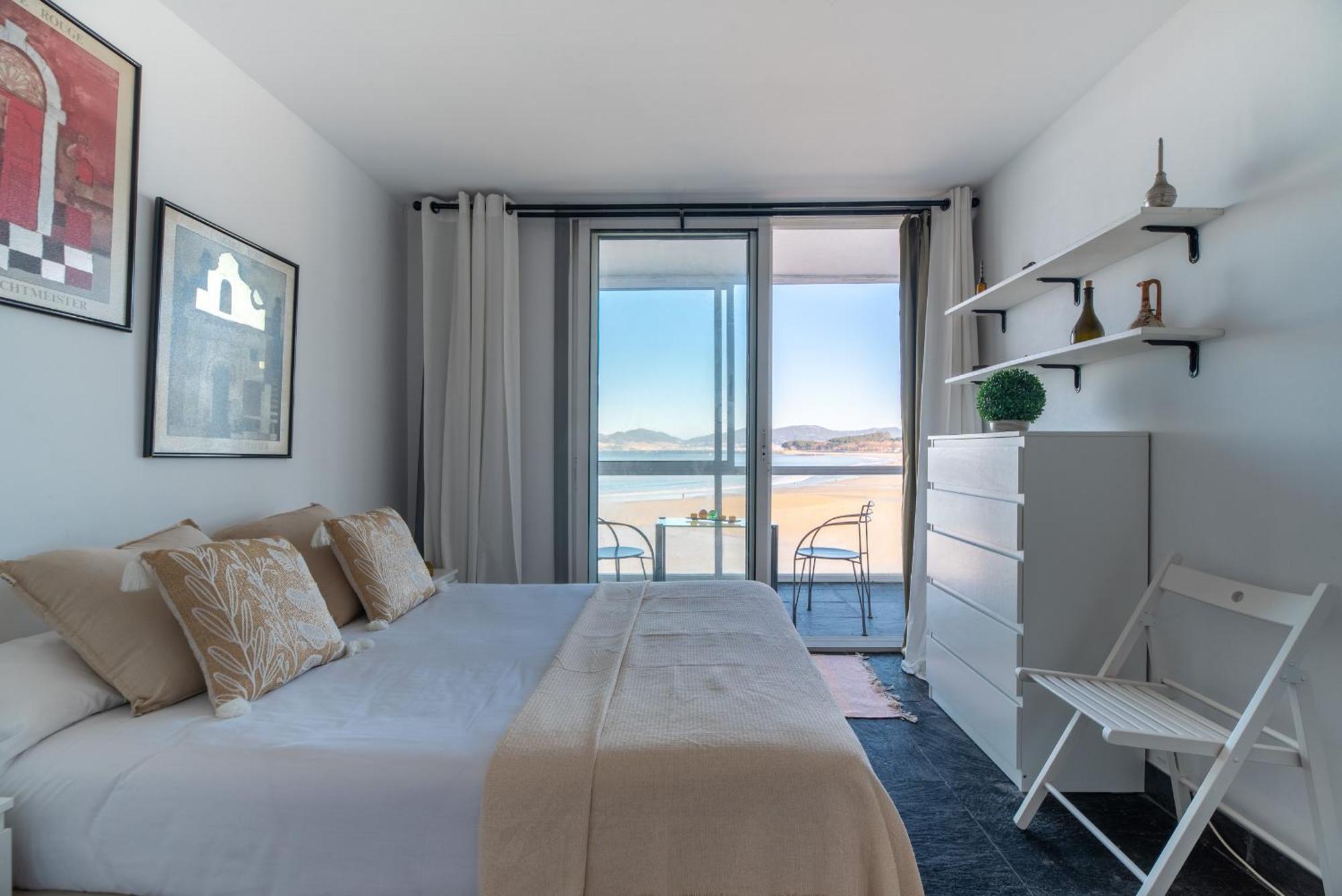 El Balcon De Samil Apartment Vigo Luaran gambar